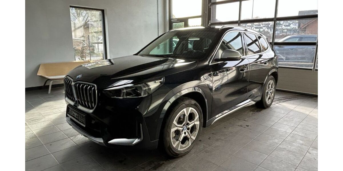 BMW iX1 64.500 km 34.890 &euro; Freudenberg 57258