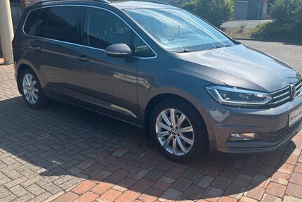 VW Touran 155.000 km 16.250 &euro; Versmold 33775