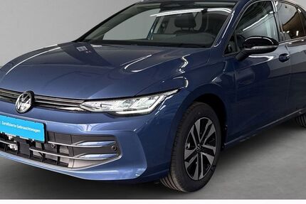 VW Golf 1.028 km 26.880 € Traunstein 83278