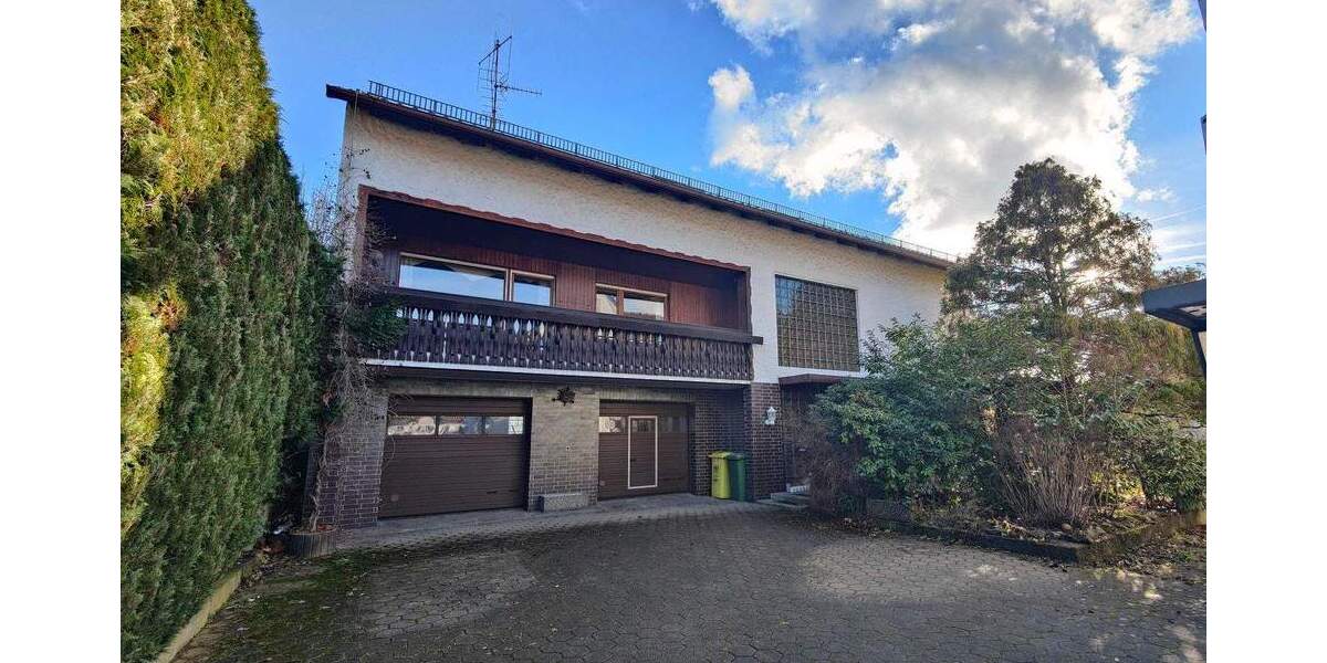 Einfamilienhaus Mitwitz - 7 Zimmer, 226 m&sup2;, 175.000&euro; | Angebot:25801330