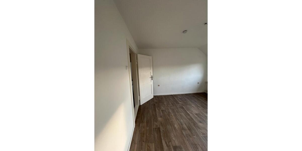 Dachgeschoßwohnung Uelzen - 3 Zimmer, 56 m&sup2;, 475&euro; | Angebot:26477615