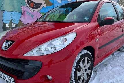 Peugeot 206 136.000 km 2.550 &euro; Linter 65550