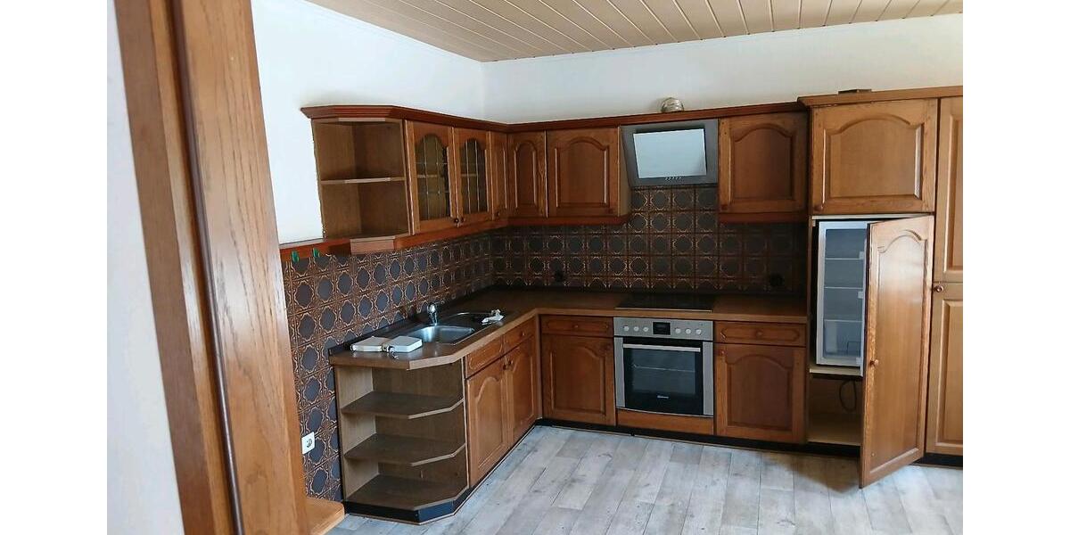 Einfamilienhaus Hemmoor - 5 Zimmer, 150 m&sup2;, 145.000&euro; | Angebot:26958657