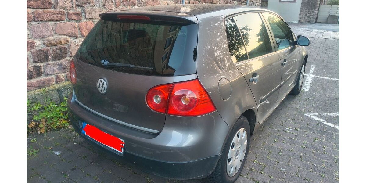 VW Golf 194.000 km 899 &euro; Wertheim 97877