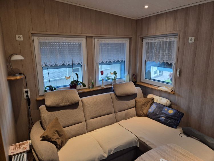 Juwel am See – traumhaftes Feriendomizil mit Teilungspotential - Ferienhaus Hungen Inheiden | Angebot:26443413