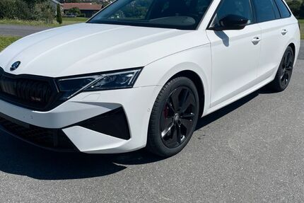 Skoda Octavia 16.062 km 37.990 € Tiefenbach 93464