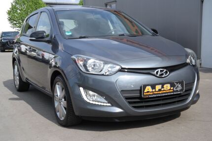 Hyundai i20 64.053 km 9.690 &euro; Stahnsdorf 14532