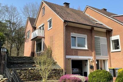 Haus Lingen (Ems) - 7 Zimmer, 155 m&sup2;, 1.380&euro; | Angebot:25563787