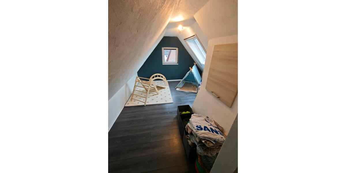 Einfamilienhaus Rinteln - 6 Zimmer, 130 m&sup2;, 245.000&euro; | Angebot:27021079