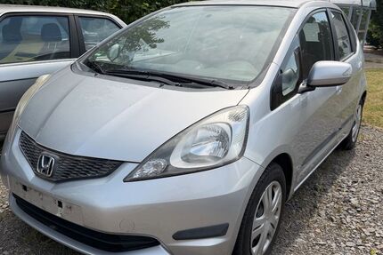 Honda Jazz 134.000 km 5.499 &euro; Erftstadt 50374