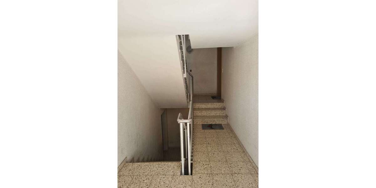 Wohnung zum Kaufen in Staßfurt 100.000 € 83.8 m² 3 zimmer