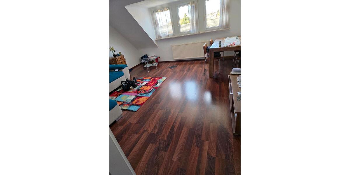 Dachgeschoßwohnung Neunkirchen - 2 Zimmer, 75 m&sup2;, 550&euro; | Angebot:26402569