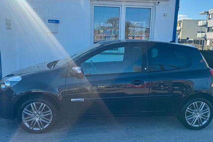 Renault Clio 96.000 km 4.450 &euro; Gütersloh 33330
