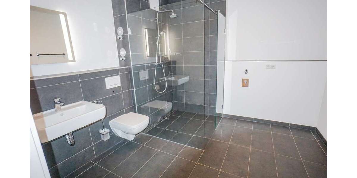 Wohnung zum Mieten in Oberasbach 910 € 61.19 m² 2 zimmer