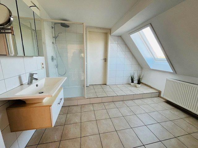 Einfamilienhaus Gunzenhausen - 6 Zimmer, 240 m&sup2;, 1.450&euro; | Angebot:26272535