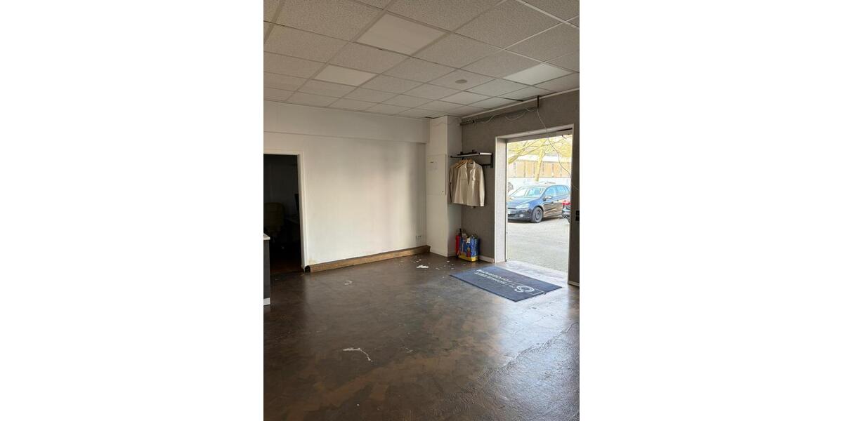 Gewerbeobjekt Lage - 576&euro; | Angebot:25382561