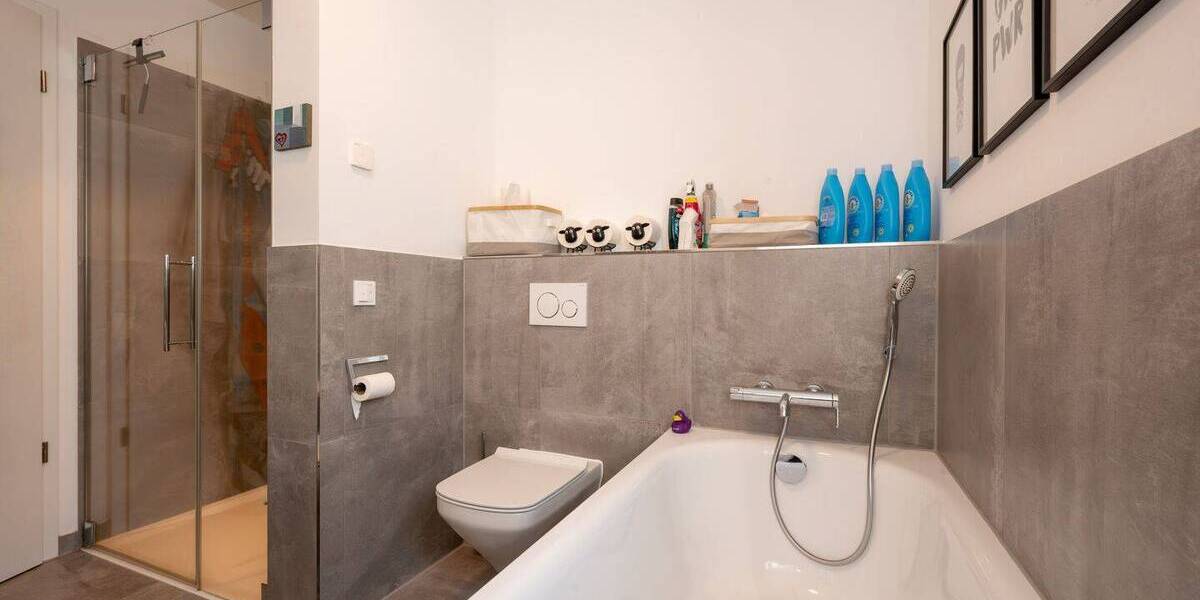 Doppelhaushälfte Frankfurt am Main Kalbach-Riedberg - 7 Zimmer, 179 m&sup2;, 1.390.000&euro; | Angebot:26204642