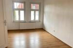 4 Zimmer Wohnung mit Balkon