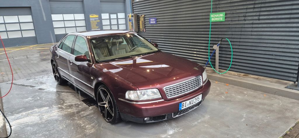 Audi A8 168.000 km 8.999 &euro; Bielefeld 33659