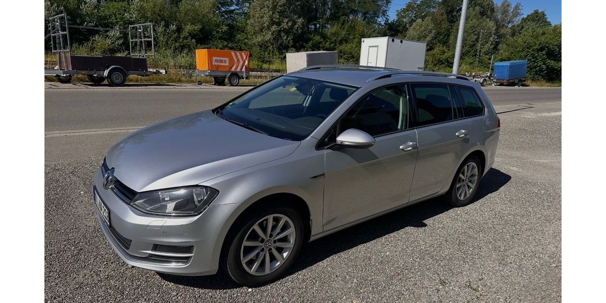 VW Golf 272.329 km 7.400 &euro; Radolfzell 78315