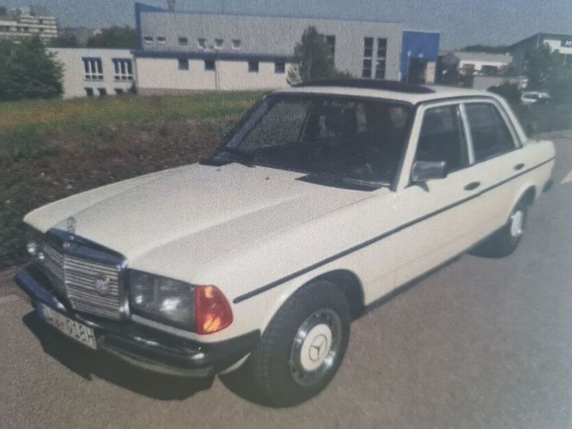 230