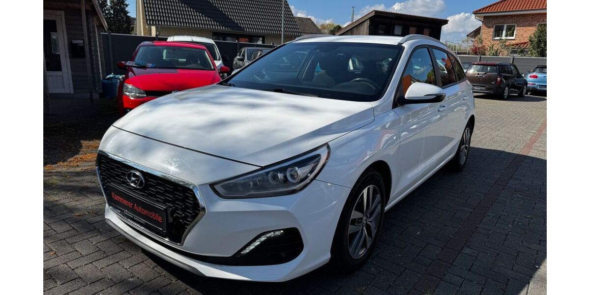 Hyundai i30 112.000 km 13.250 &euro; Porta Westfalica 32457