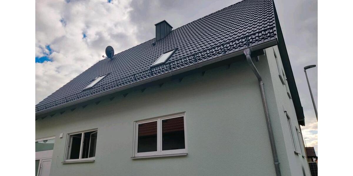 Dachgeschoßwohnung Hallerndorf - 4 Zimmer, 80 m&sup2;, 880&euro; | Angebot:26238582