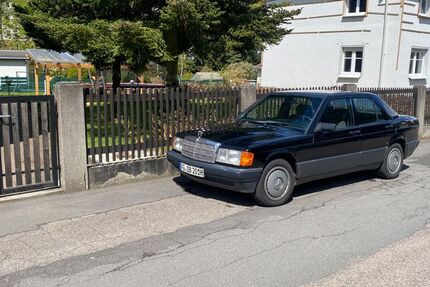 Mercedes-Benz 190 172.500 km 3.500 € Freiberg 09599