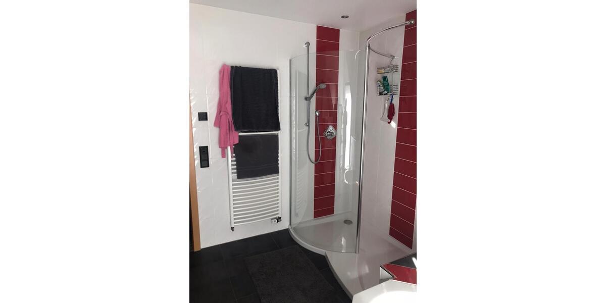 Reihenhaus Newel - 7 Zimmer, 155 m&sup2;, 1.500&euro; | Angebot:26576250