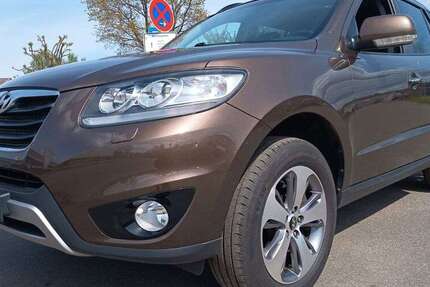Hyundai SANTA FE 166.800 km 8.500 &euro; Lahr 77933