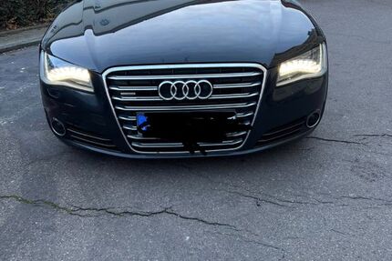 Audi A8 235.000 km 17.700 € Braunschweig 38100