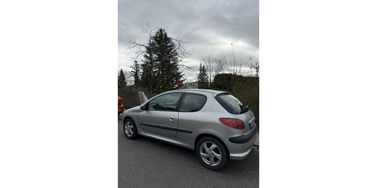 Peugeot 206 144.000 km 1.250 € Bendorf 56170