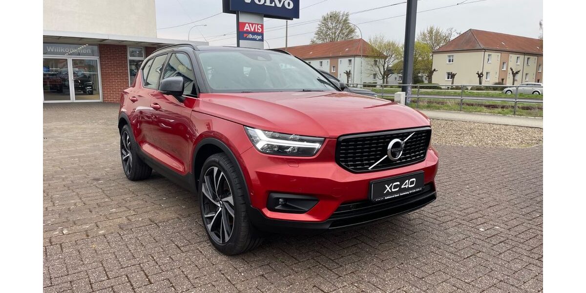 Volvo XC40 129.890 km 22.950 &euro; Brandenburg 14770