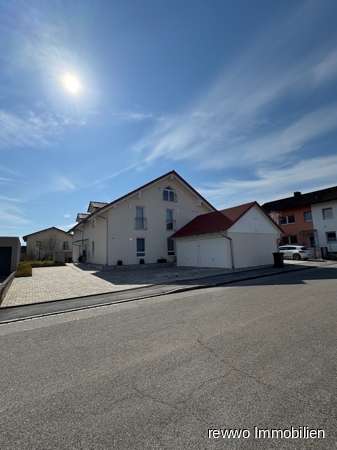 Wohnung zum Kaufen in Burgkirchen an der Alz 369.000 € 74.59 m² 3 zimmer