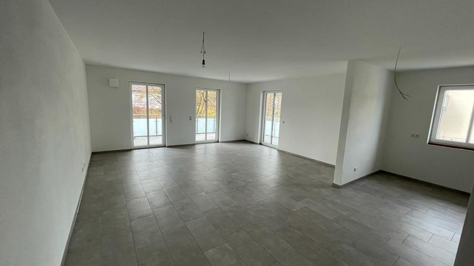Etagenwohnung Fürstenzell - 4 Zimmer, 121 m&sup2;, 1.090&euro; | Angebot:26070139