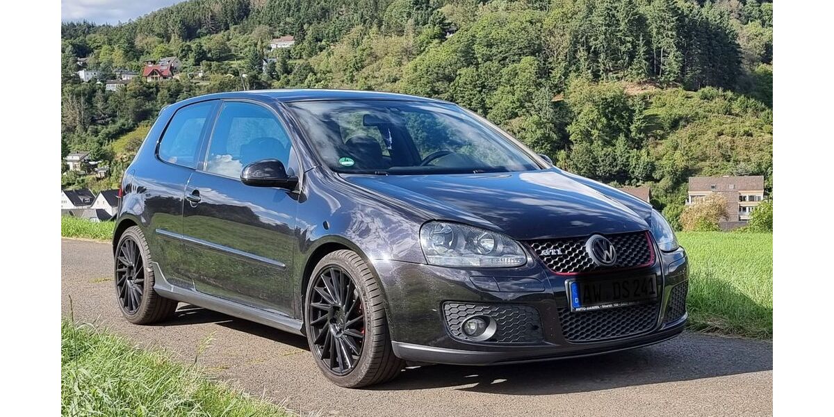 VW Golf 110.000 km 9.999 &euro; Adenau 53518