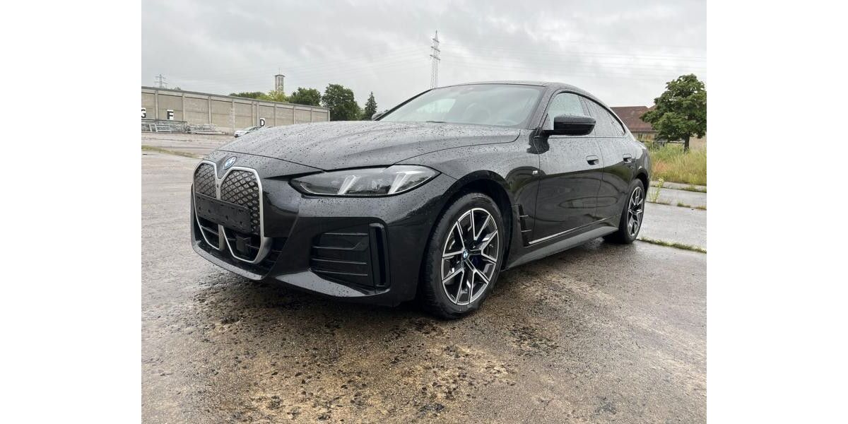 BMW i4 11.050 km 48.980 &euro; Amberg 92224