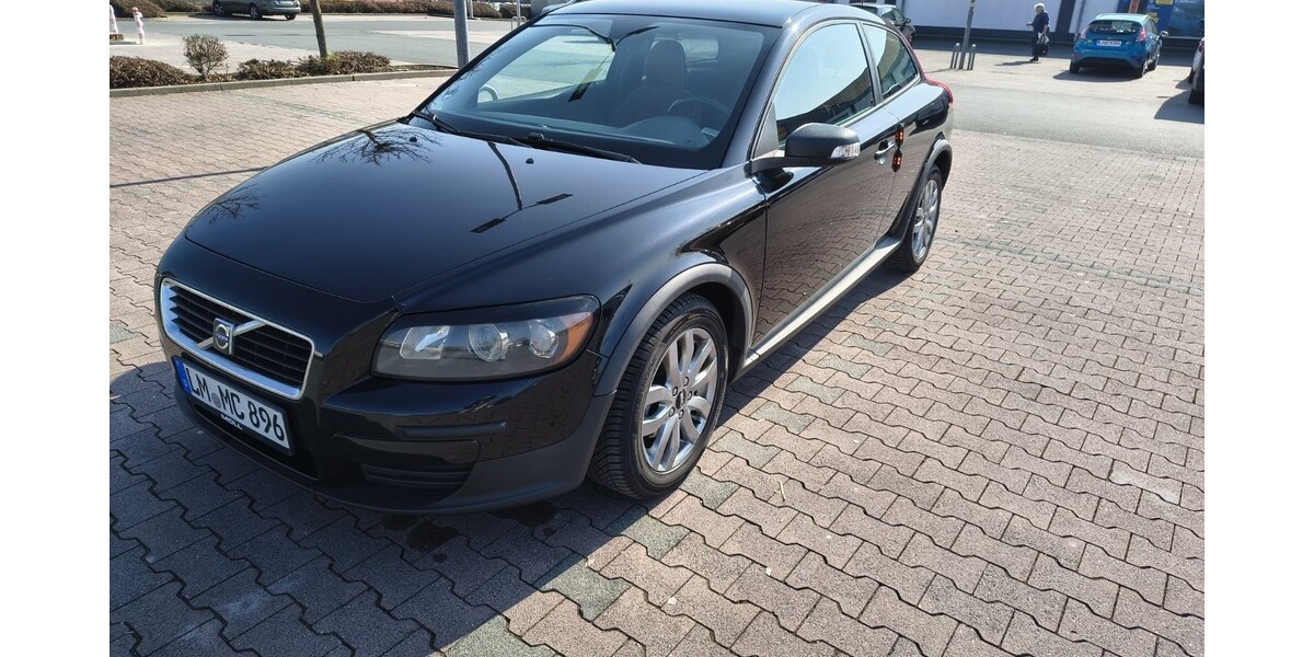 Volvo C30 145.000 km 3.975 &euro; Beselich 65614