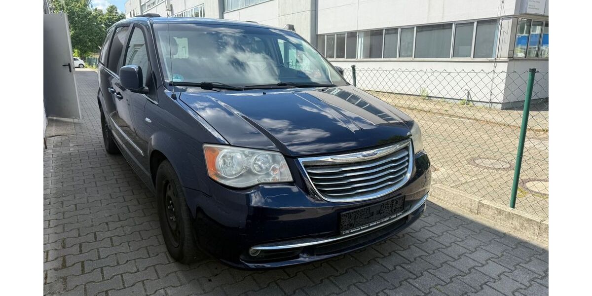 Chrysler Grand Voyager 260.100 km 7.999 &euro; Berlin 12277