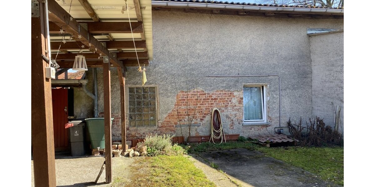 sanierungsbedürftiges Haus mit Garage und Nebengebäude günstig zu verkaufen - Einfamilienhaus Wittstock Sewekow | Angebot:25963874