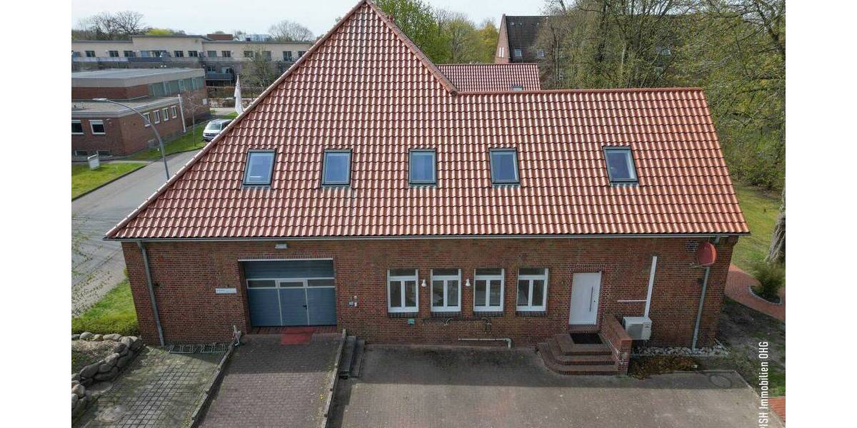 Gewerbeobjekt Stade Barge - 3 Zimmer, 569 m&sup2;, 1.800.000&euro; | Angebot:26378079