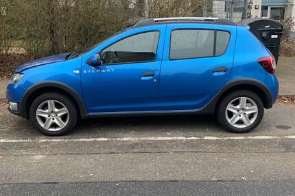 Dacia Sandero 10.200 km 9.200 &euro; Norderstedt 22846