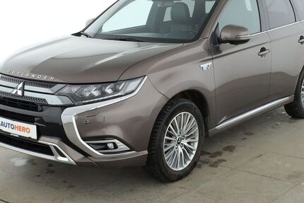 Mitsubishi Outlander 89.152 km 21.090 &euro; Dresden 01187
