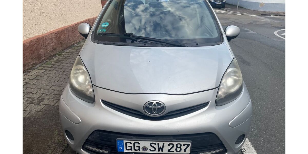 Toyota Aygo (X) 99.500 km 3.500 &euro; Frankfurt 65933