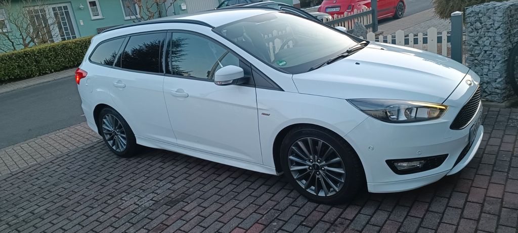 Ford Focus 81.500 km 11.800 &euro; Kreuzwertheim 97892
