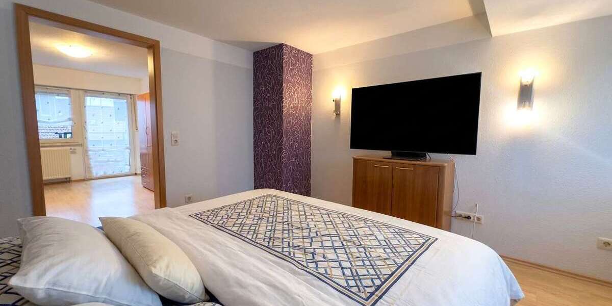 Einfamilienhaus Pirmasens - 7 Zimmer, 237 m&sup2;, 340.000&euro; | Angebot:26289414