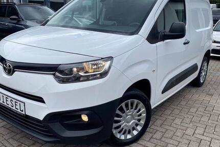 Toyota Proace City 97.007 km 14.970 € Zweibrücken 66482