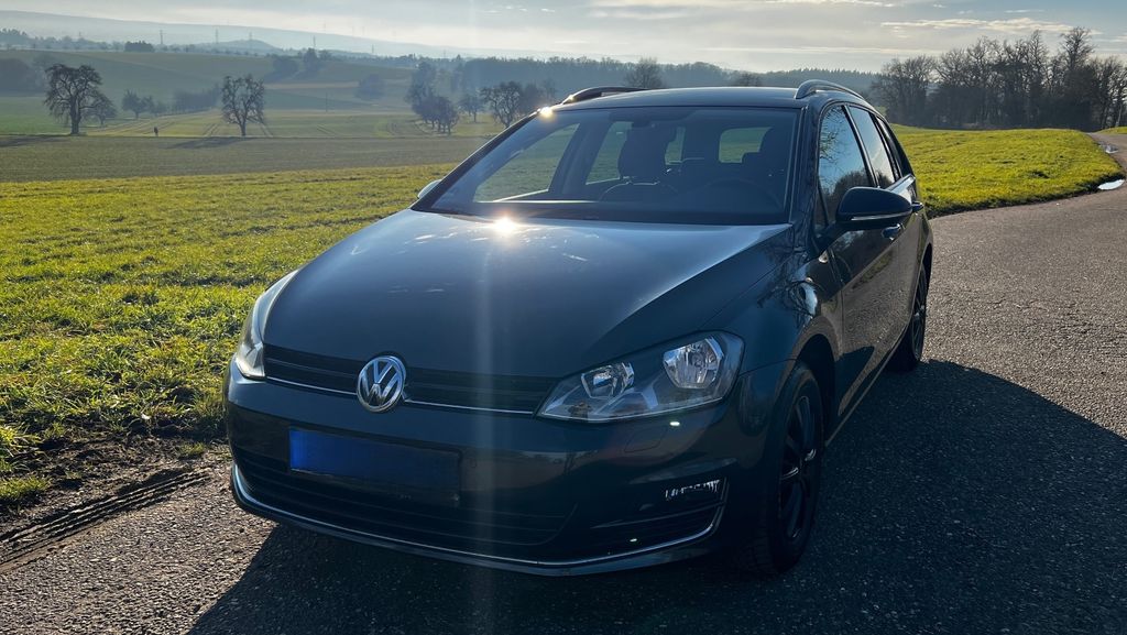VW Golf 106.000 km 13.999 &euro; Königsbach-Stein 75203