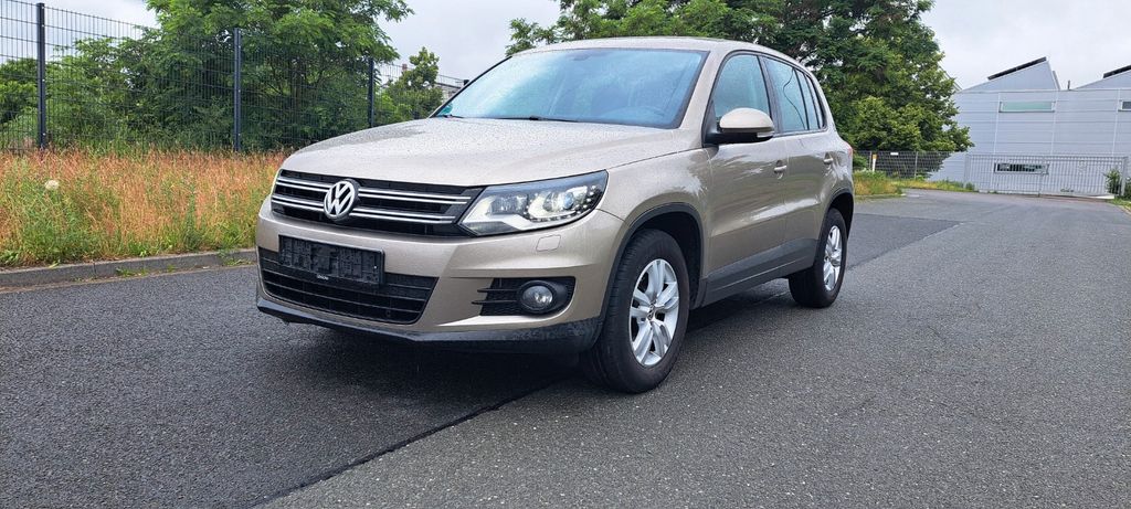 VW Tiguan 218.147 km 7.500 &euro; Wolfen 06766