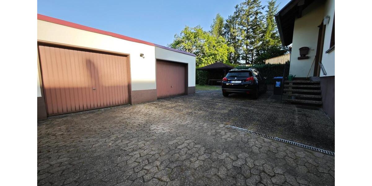 Einfamilienhaus Sankt Ingbert - 6 Zimmer, 131 m&sup2;, 250.000&euro; | Angebot:27153598